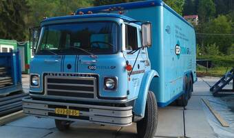 International Special Cargostar 1910B +Gearhart-Owen 1976