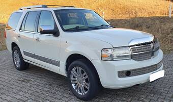 Lincoln Navigator V8  5,4 L 8 míst Verze EU 2008