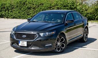 Ford Taurus SHO 2015