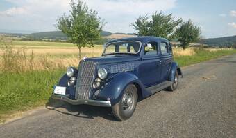 Ford Deluxe V8 1935