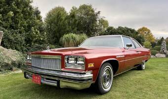 Buick Electra 225 Custom Landau coupe 1976