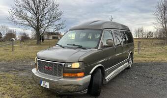 GMC Savana Explorer 2005