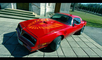 Pontiac Trans Am | 6.6L V8 | 400 HP | 1977