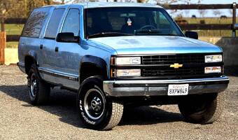 Chevrolet Suburban  2500 | 7.4L V8 | 4x4  1993